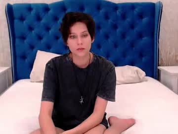 via_mayer — 2025-10-12 22:37 via_mayer — 2025-10-12 22:37